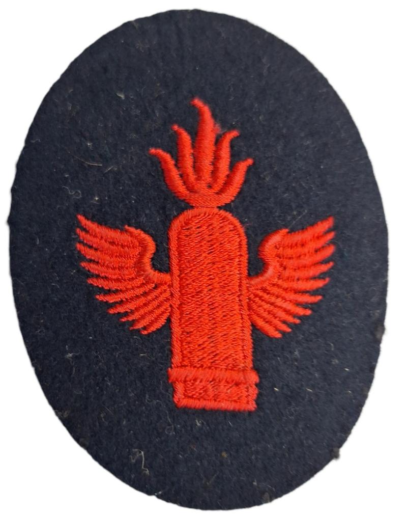 A kriegsmarine   gunner  observer of automatic anti aircraft weapons specialty patch
