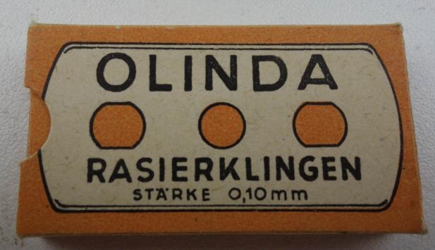 a pack of wehrmacht razor blades