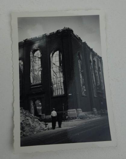 a picture of rotterdam after the bombing