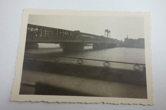 a picture of rotterdam after the bombing