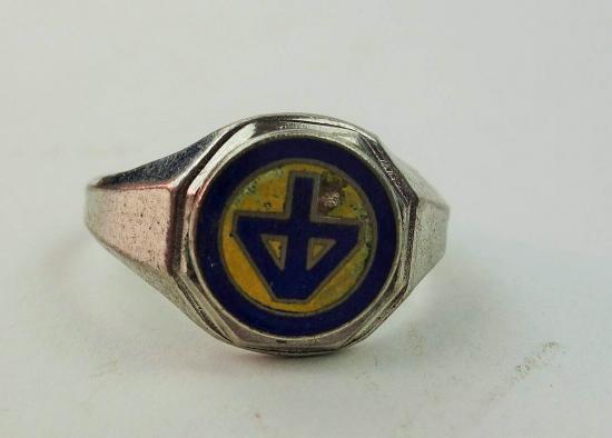 a us ww2 44th infantry division ring
