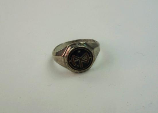 a us ww2 27th infantry division ring