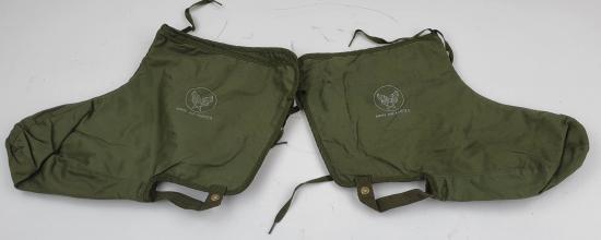 A pair of un-issued US army air force issue heated bootees