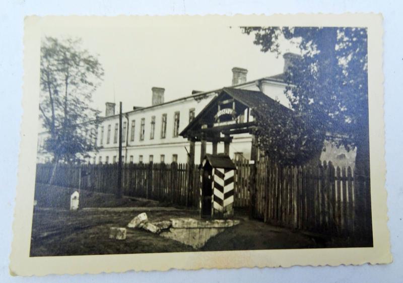 a nice picture of a German army camp