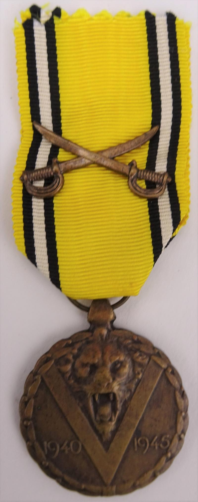 a Belgium  The Commemorative Medal of the 1940–45 War