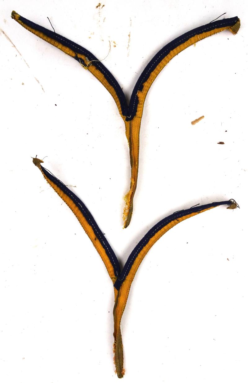 two pieces Dutch Army ranks (banana peels)