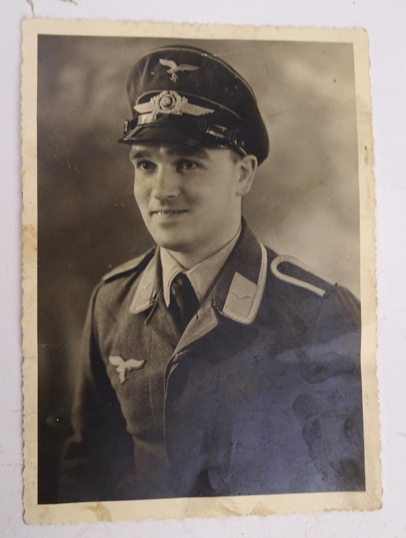 a nice picture of a German soldier