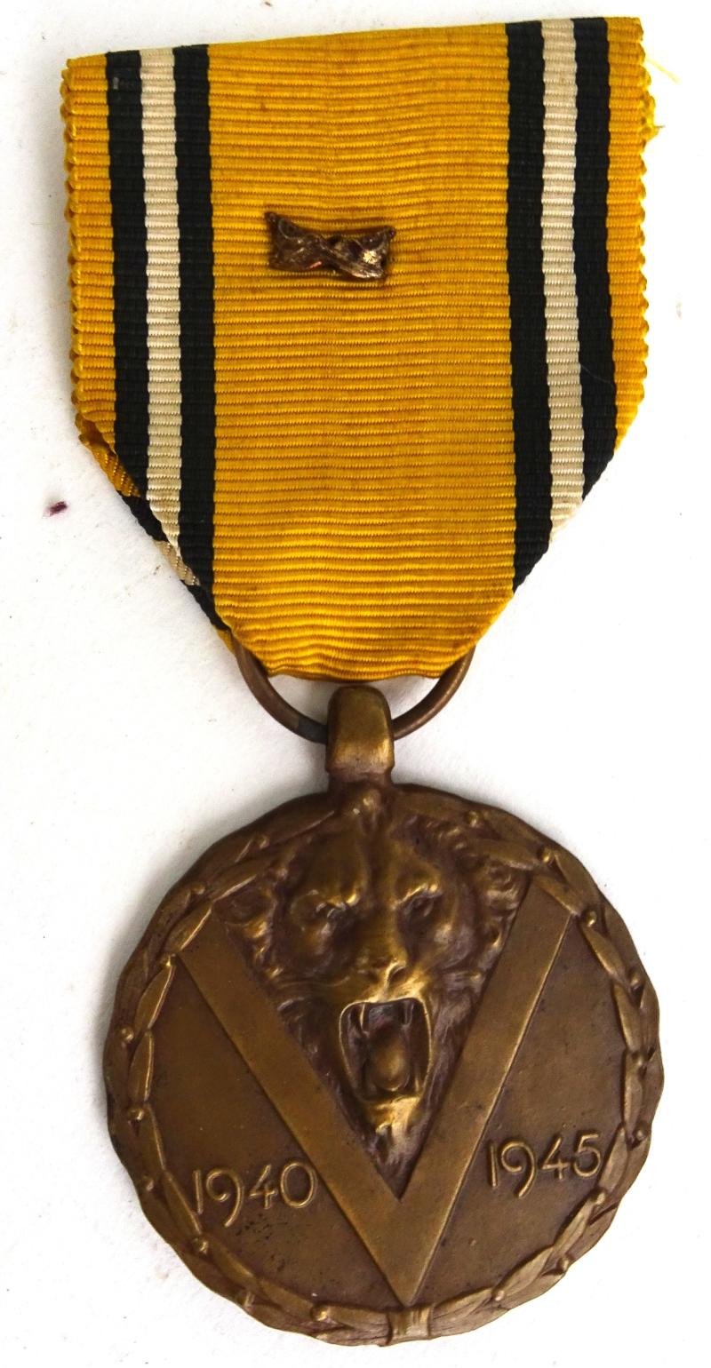 a Belgium The Commemorative Medal of the 1940–45 War