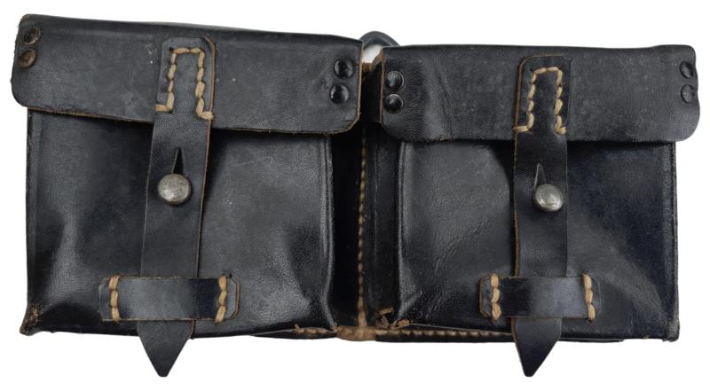A german ww2 g43 pouch in black