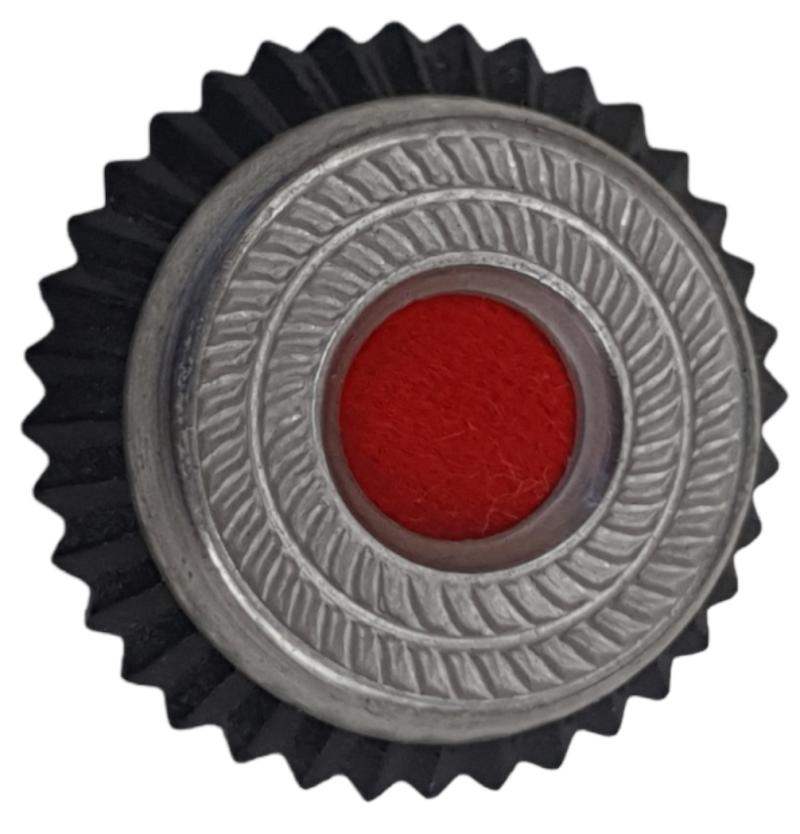 A wehrmacht heer visor cap cockade