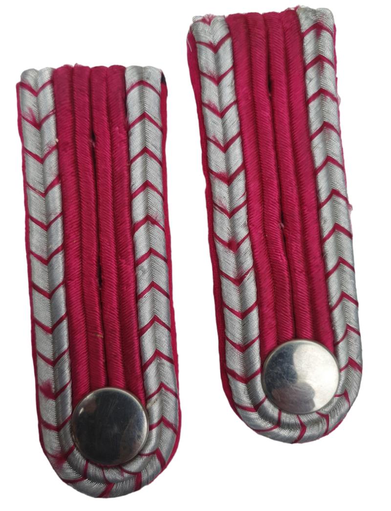 a german ww2 periode Feuerschutzpolizei shouder boards set