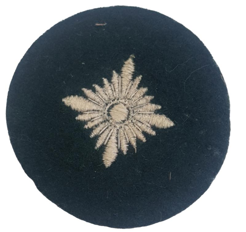 a wehrmacht oberschütze rank emblem