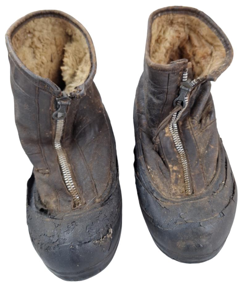 A set off American WW2 pilots warm boots