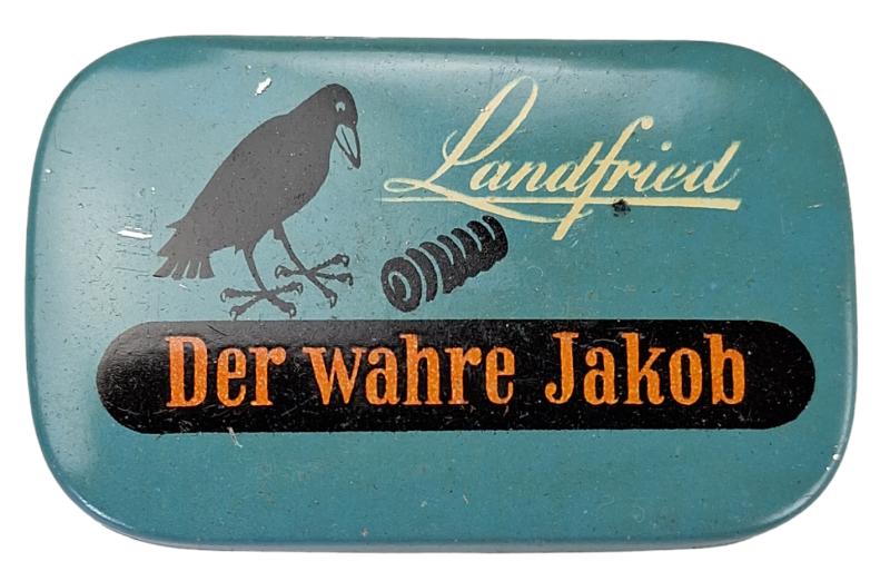 Nice world war 2 period metal can for chewing tabacco 