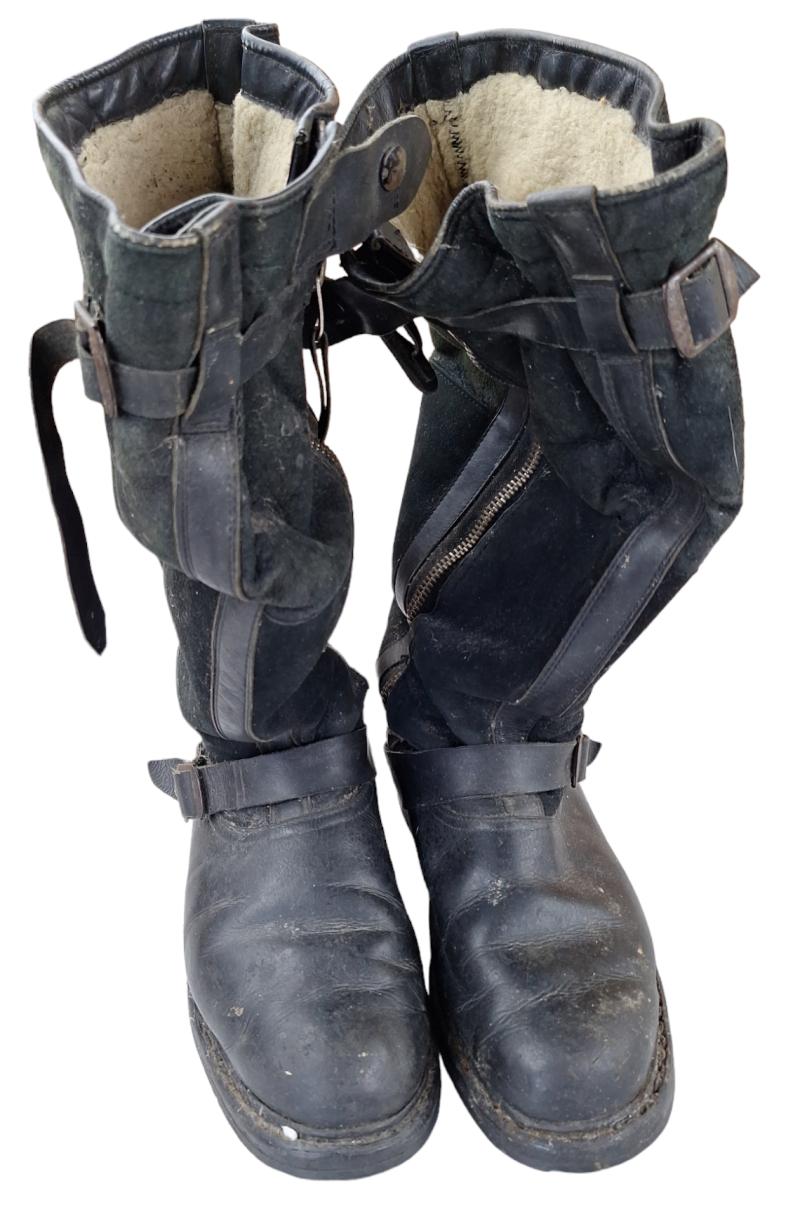 A set off German WW2 Luftwaffe boots