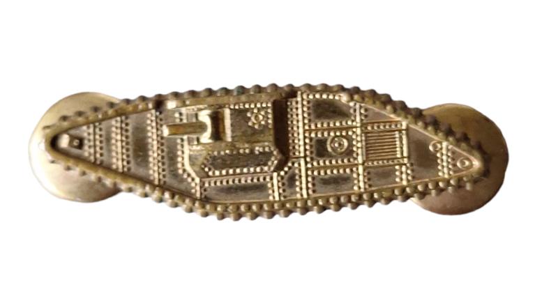 a british/us  tanks corps   arm badge