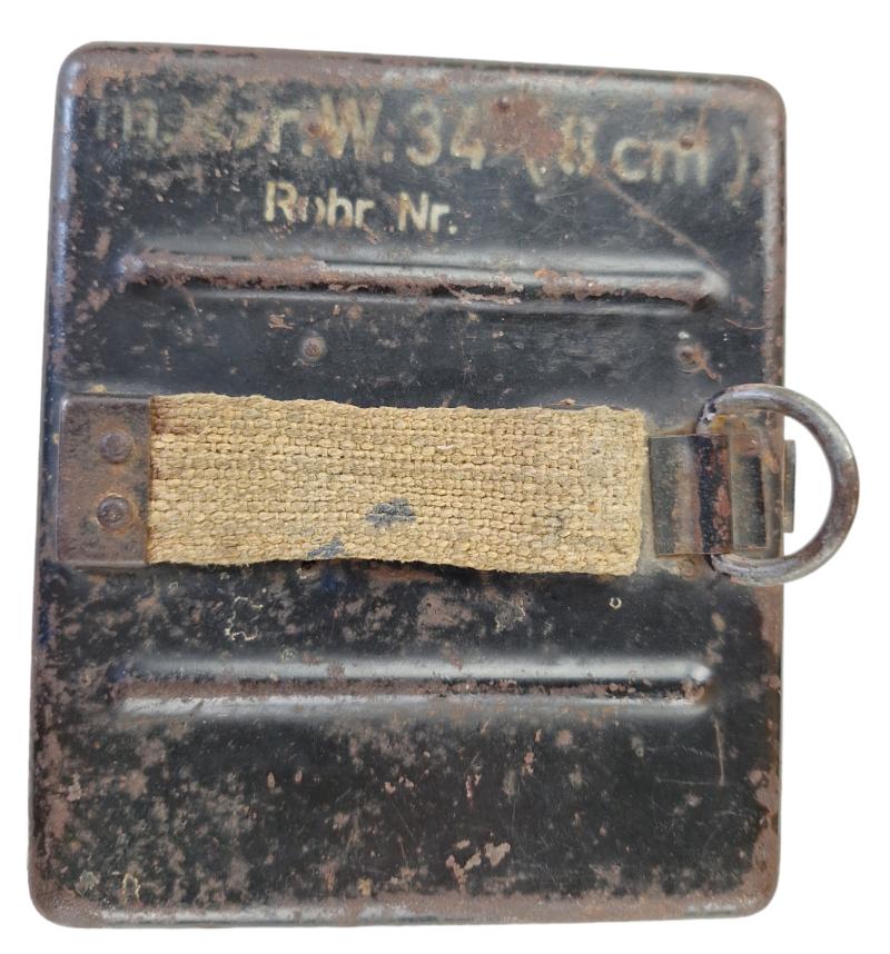 a wehrmacht  ww2  s.GR.W 34  tool box