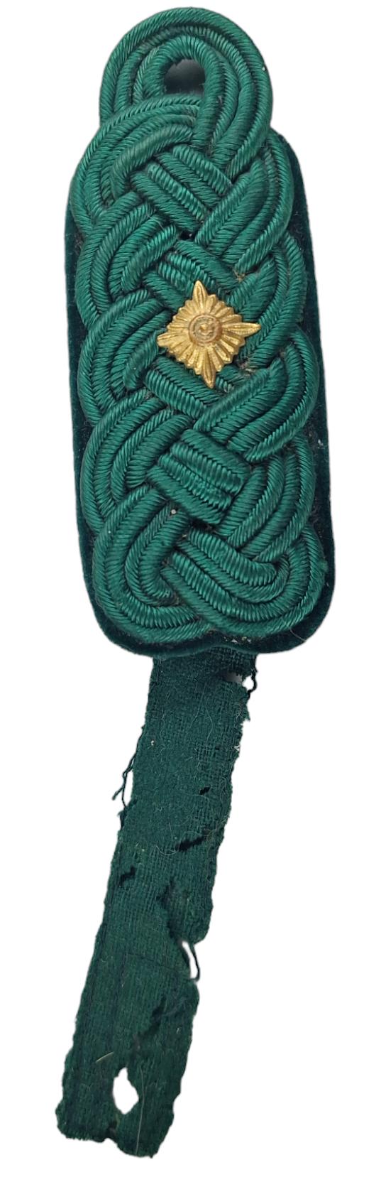a   German WW2 ranger shoulder board