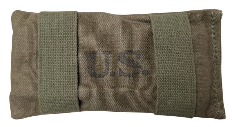 a post war airborne knee pat
