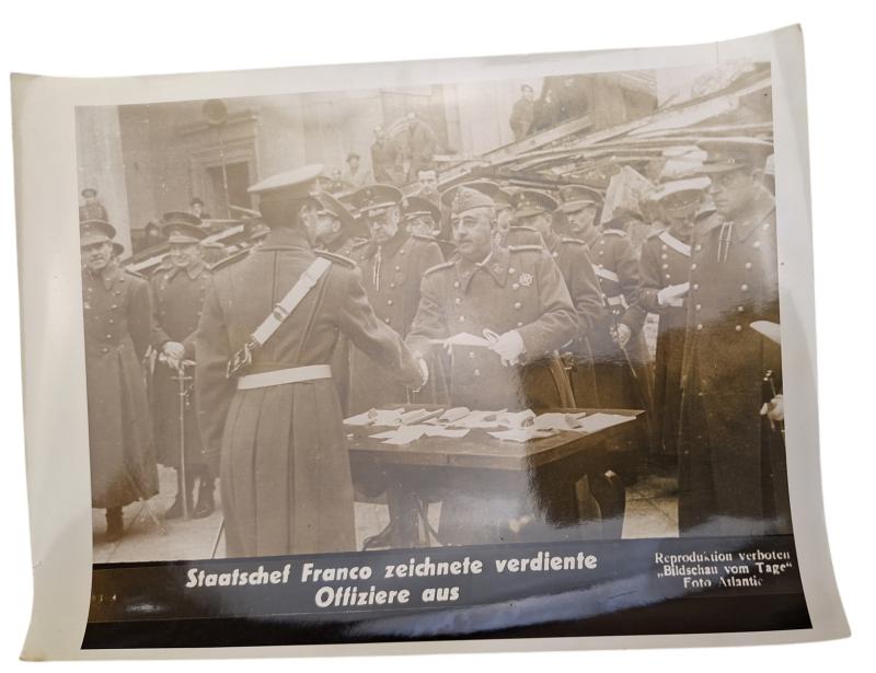 a German WW2 press photo in the size 18x24cm