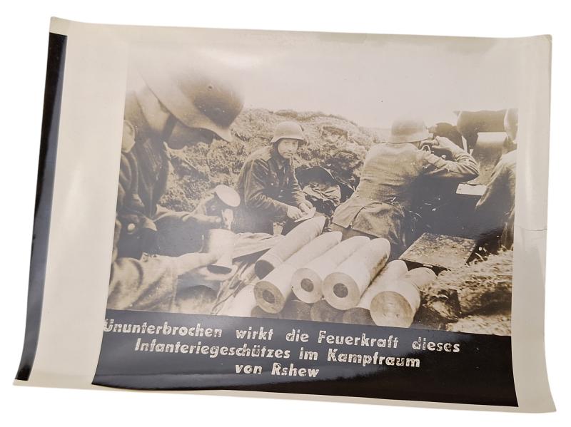 a German WW2 press photo in the size 18x24cm