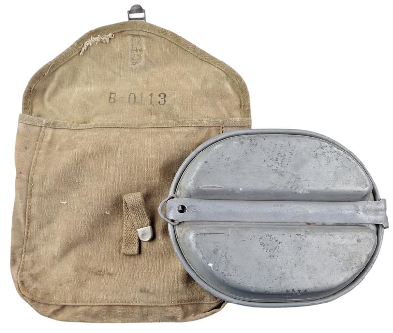 a us ww2 mestin  in its original pouch
