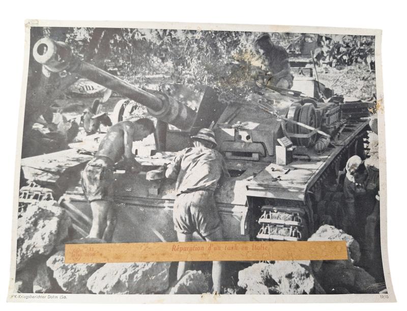 a france  WW2 press photo in the size 18x24cm