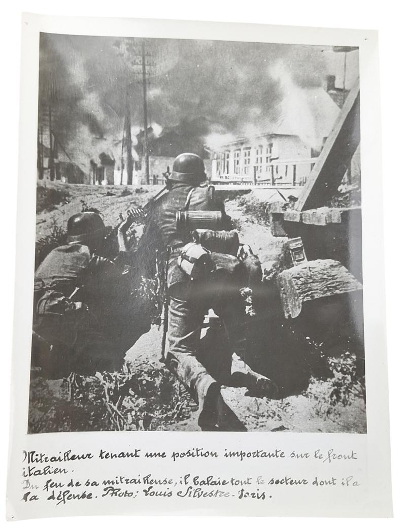 a france/ german WW2 press photo in the size 18x24cm