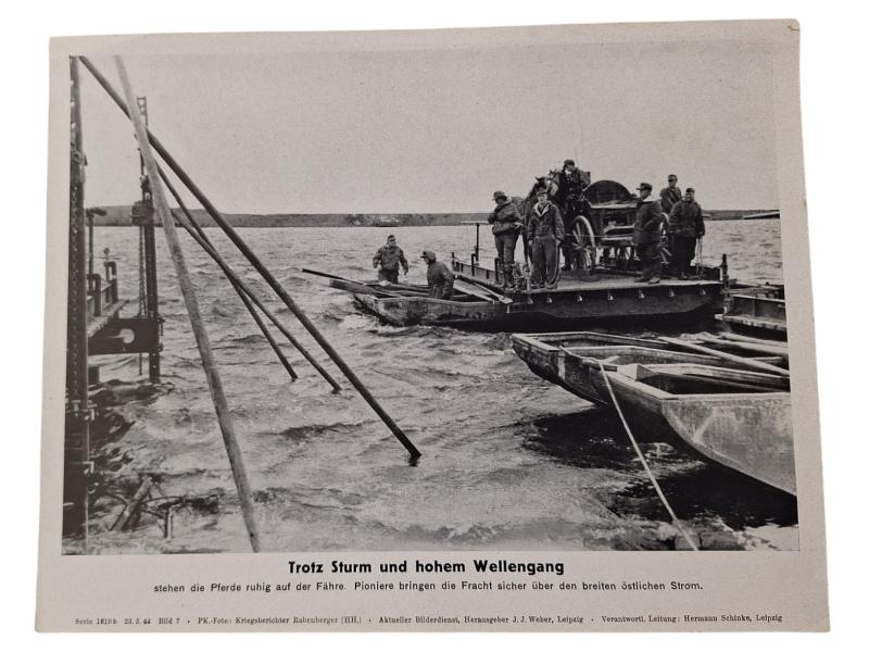 a German WW2 press photo in the size 18x23cm