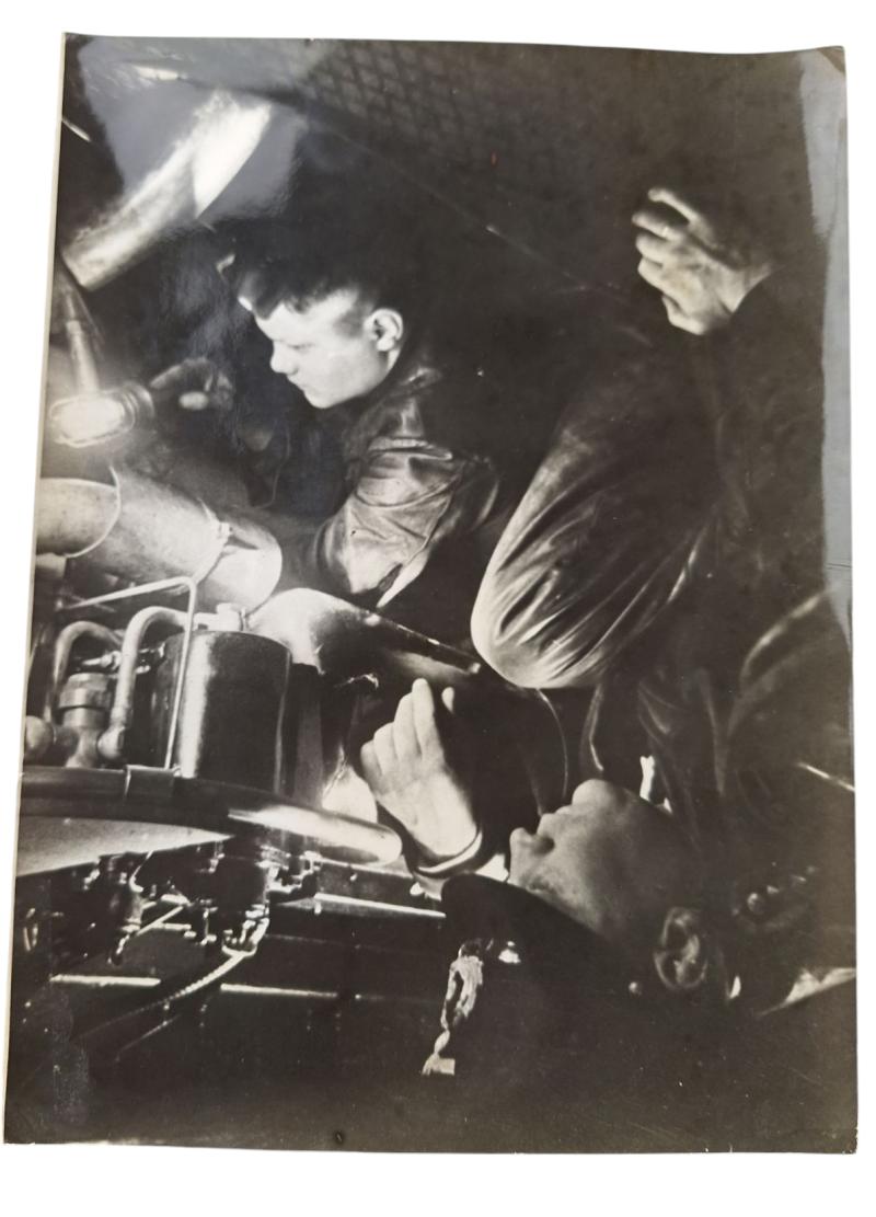 a German WW2 press photo in the size 18x24cm