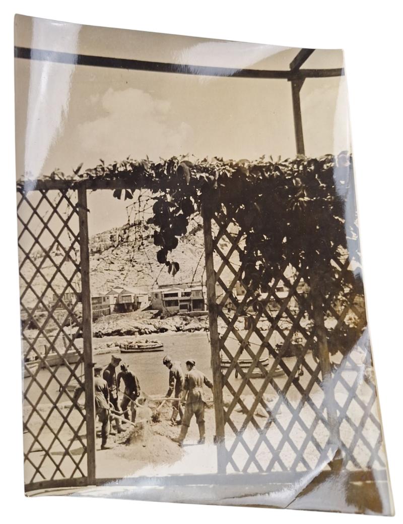 a German WW2 press photo in the size 18x23cm