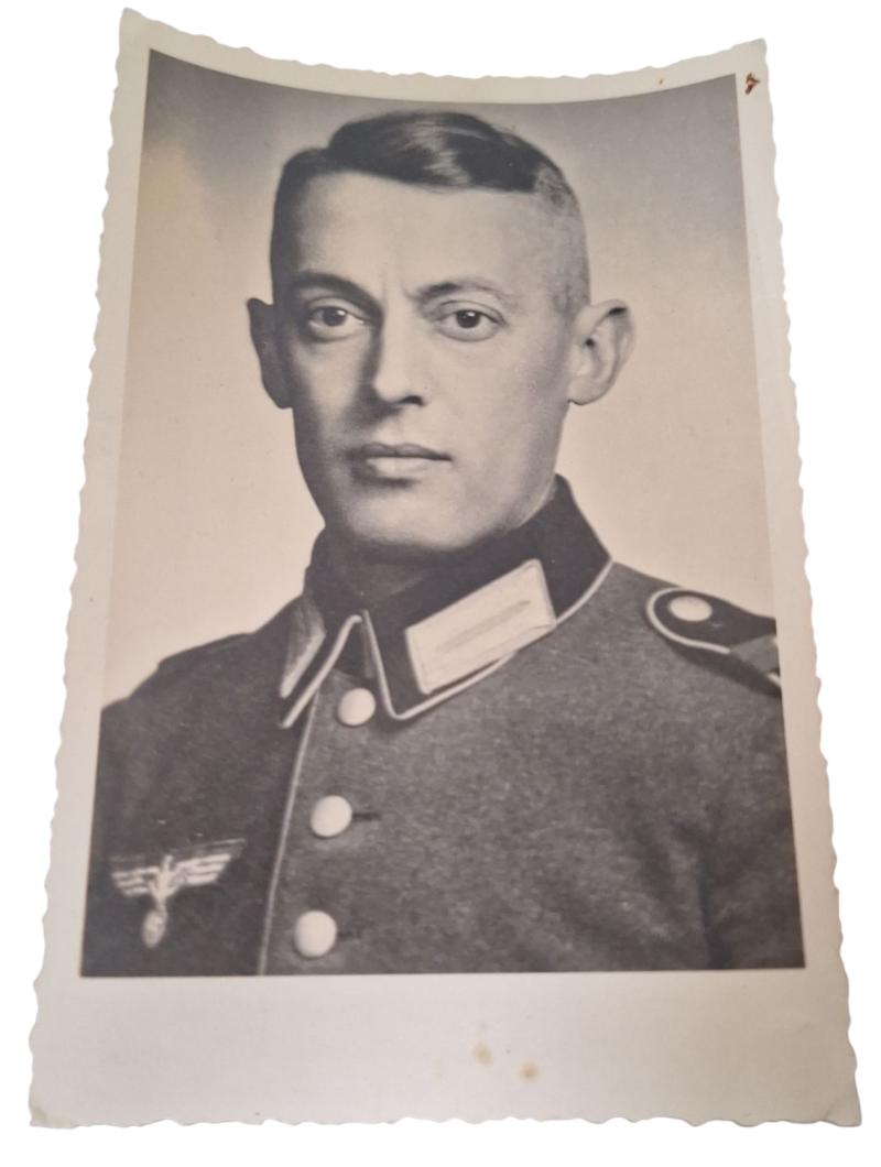 a nice picture of a German soldier