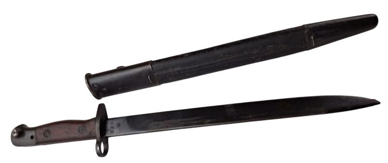 a british ww2  lee  enfield byonet