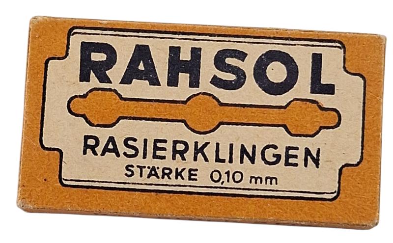 a pack of wehrmacht razor blades