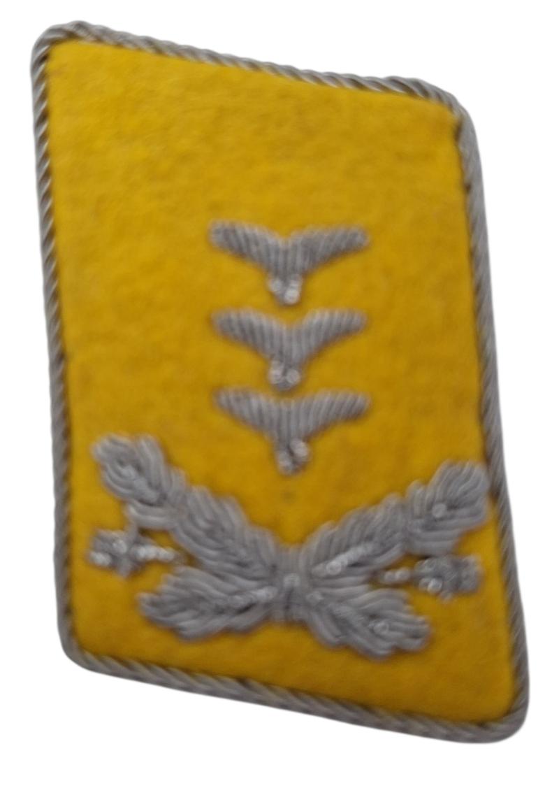 a luftwaffe Collar tab, Captain