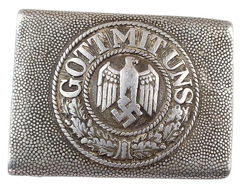 a german ww2 heer buckle