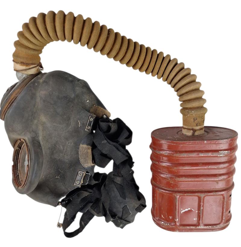 a britse  ww2 gasmask