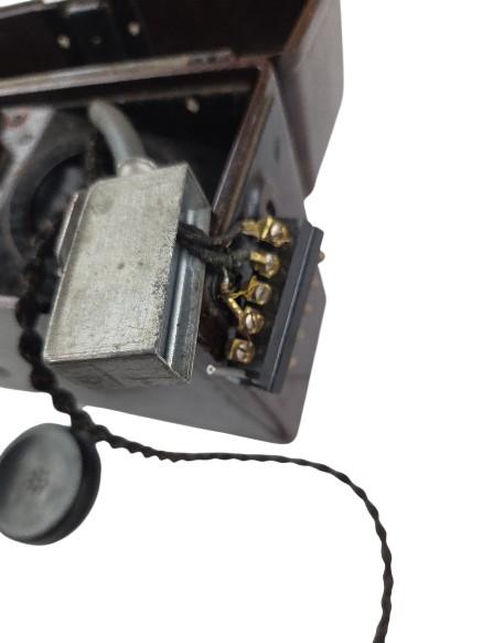 a wehrmacht field telephone (FF33)