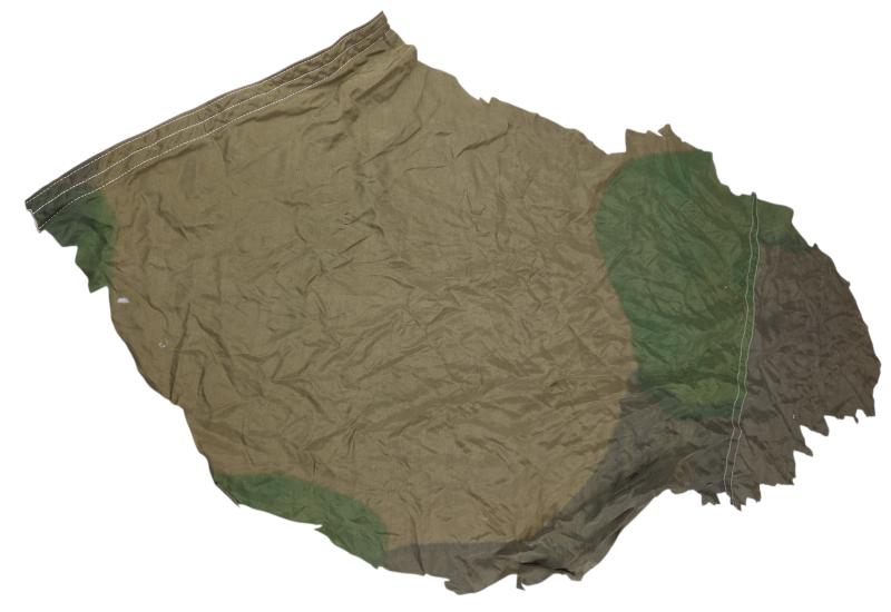 a camo scarve from a Fallschirmjäger Parachute