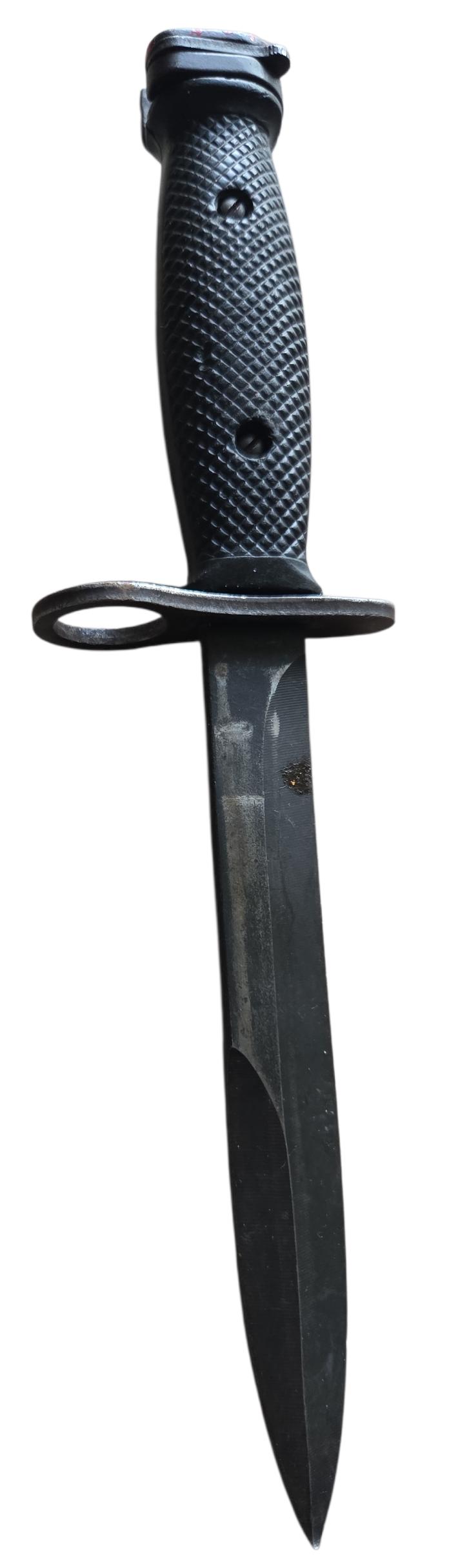 a us Vietnam War M7 bayonet