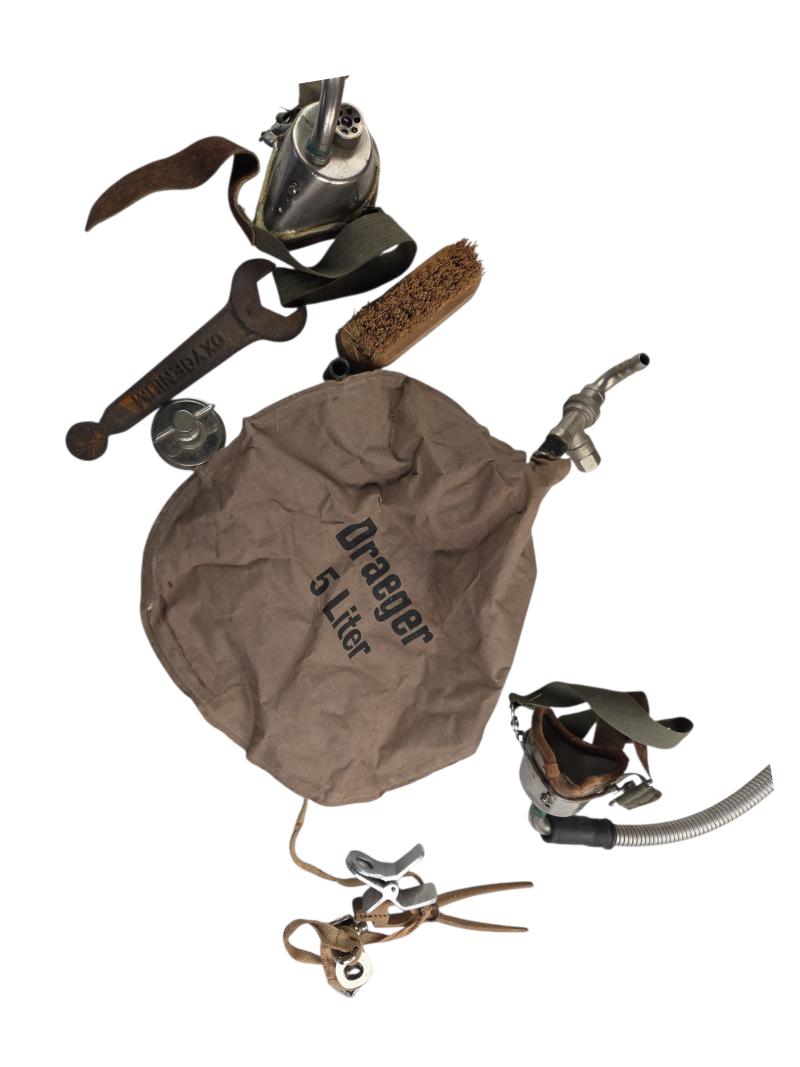 rare dutch ww2 period air protection respiratory oxygen device