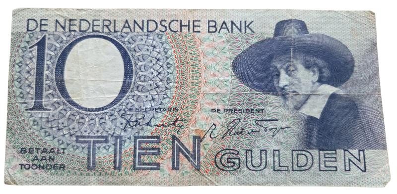 a Dutch 10 guilder 1943 dated