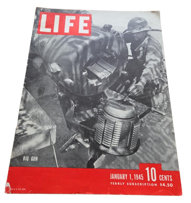 a American WW2 period life magazine