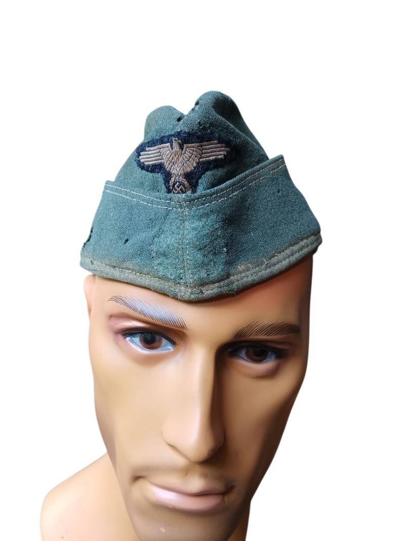 m40 Waffen-SS side cap or ,schiffchen'.